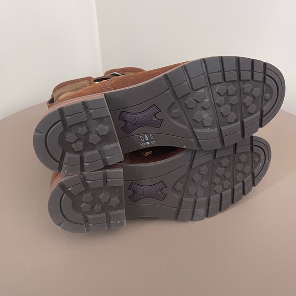 Ariat Brown Leather Boots with Plaid Lining - Picture 3 of 4